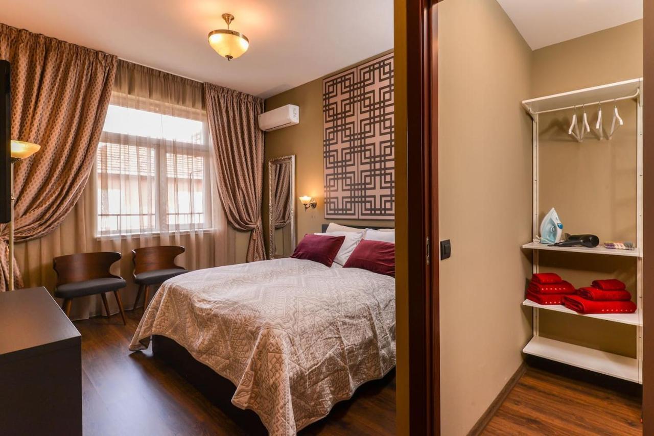 Sofia Dream Apartments - Jazzy Two Bedroom Suite By Flat Mаnager 외부 사진